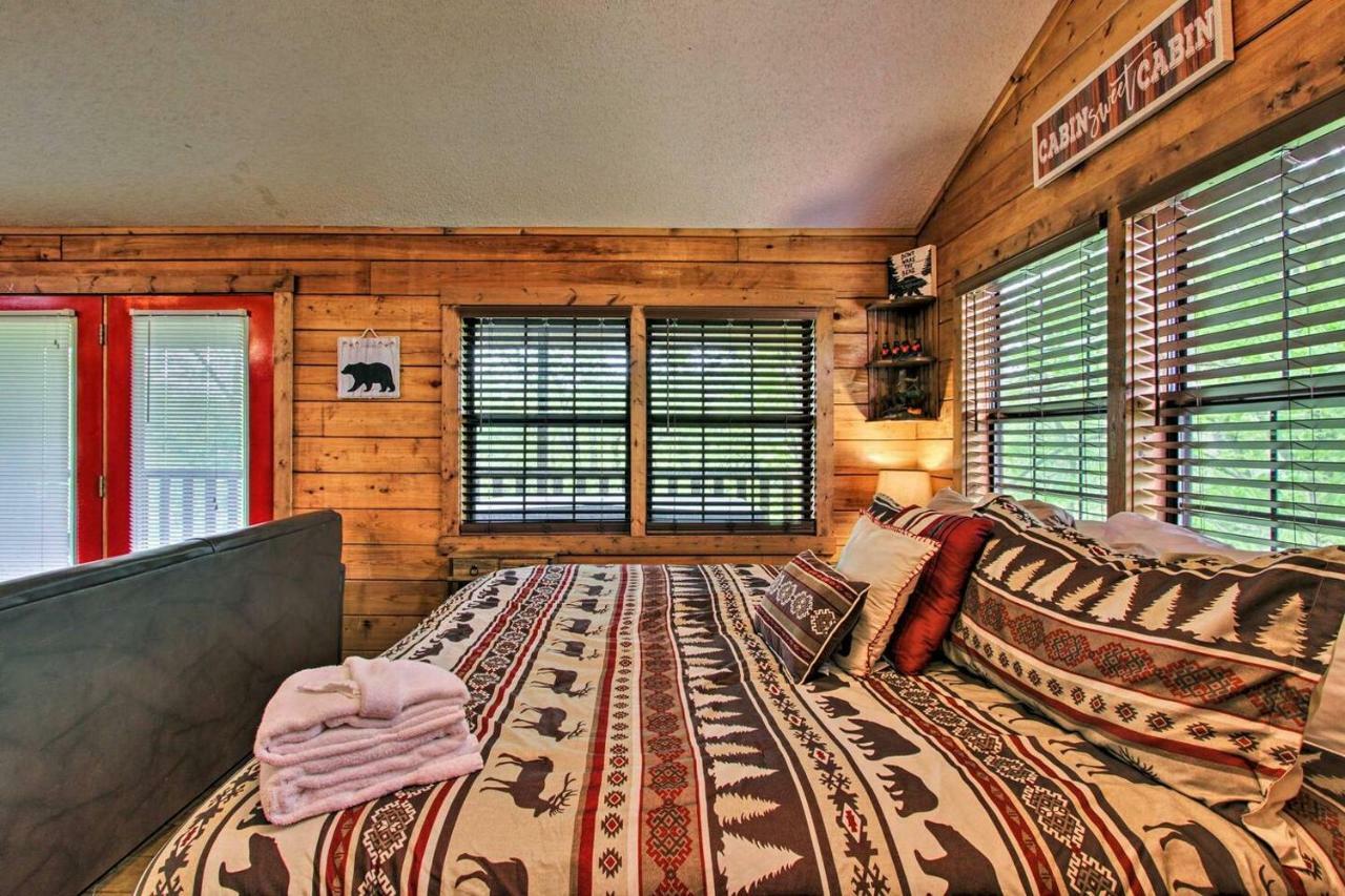 River Rush- Cozy Riverfront Cabin 5 Mi To Pigeon Forge Villa Sevierville Exterior photo