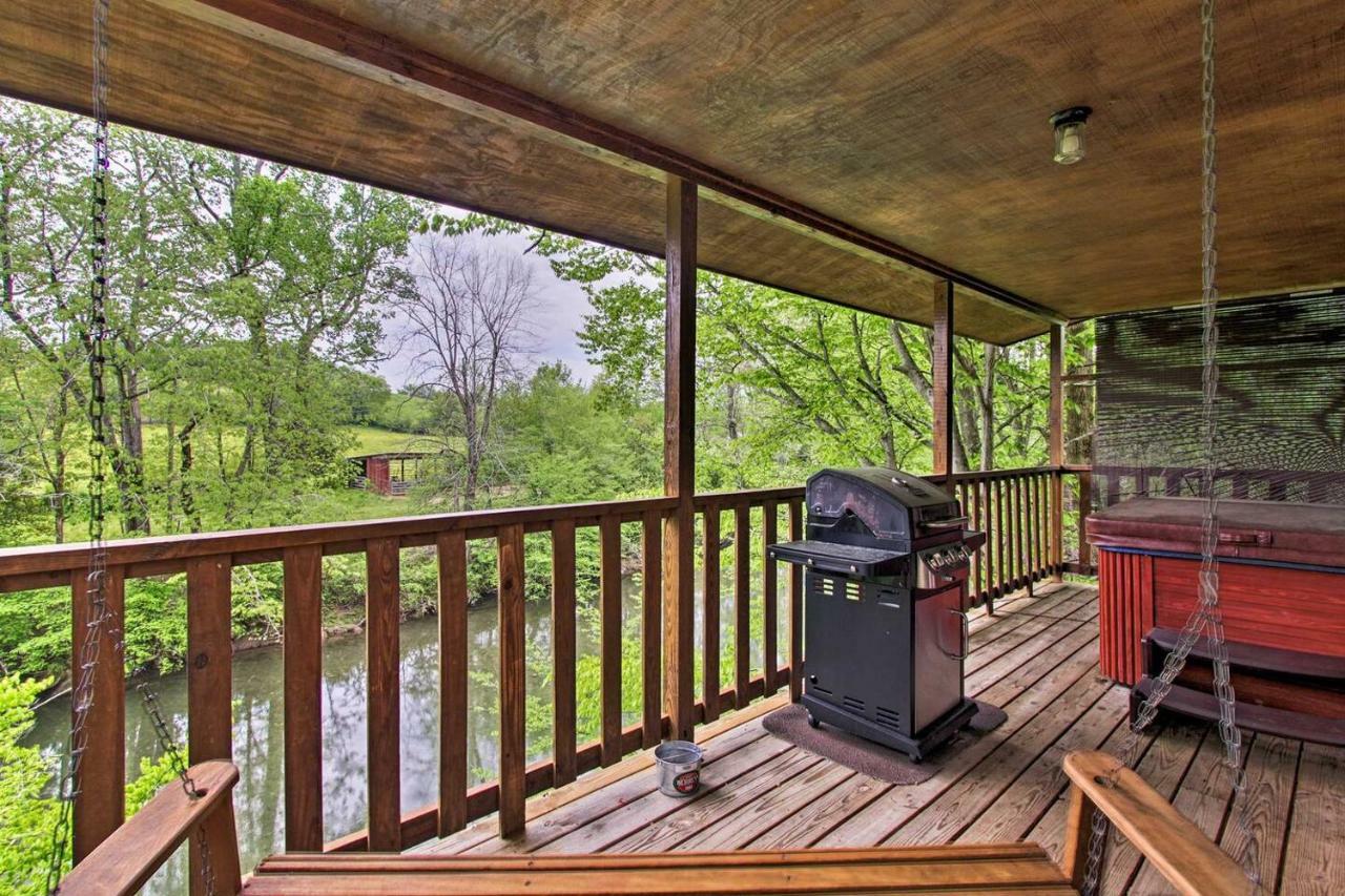 River Rush- Cozy Riverfront Cabin 5 Mi To Pigeon Forge Villa Sevierville Exterior photo