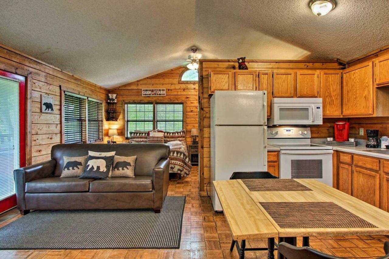 River Rush- Cozy Riverfront Cabin 5 Mi To Pigeon Forge Villa Sevierville Exterior photo