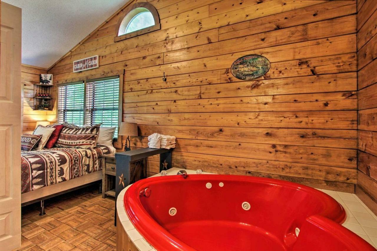 River Rush- Cozy Riverfront Cabin 5 Mi To Pigeon Forge Villa Sevierville Exterior photo